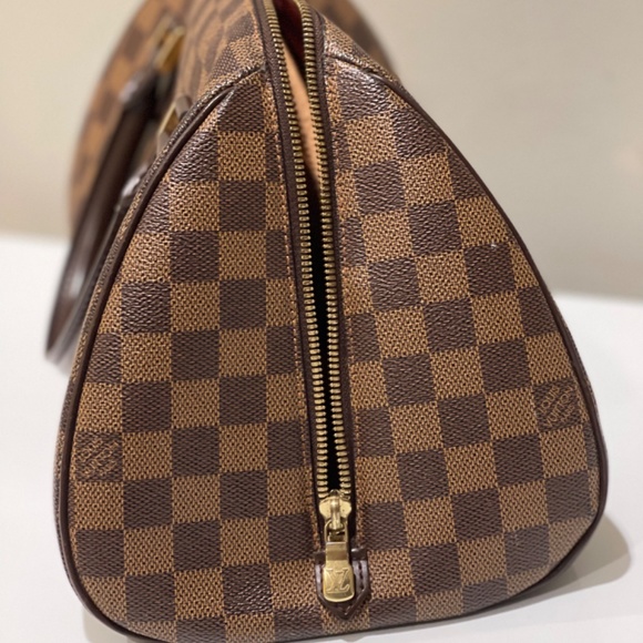 Louis Vuitton Damier Ebene Ribera